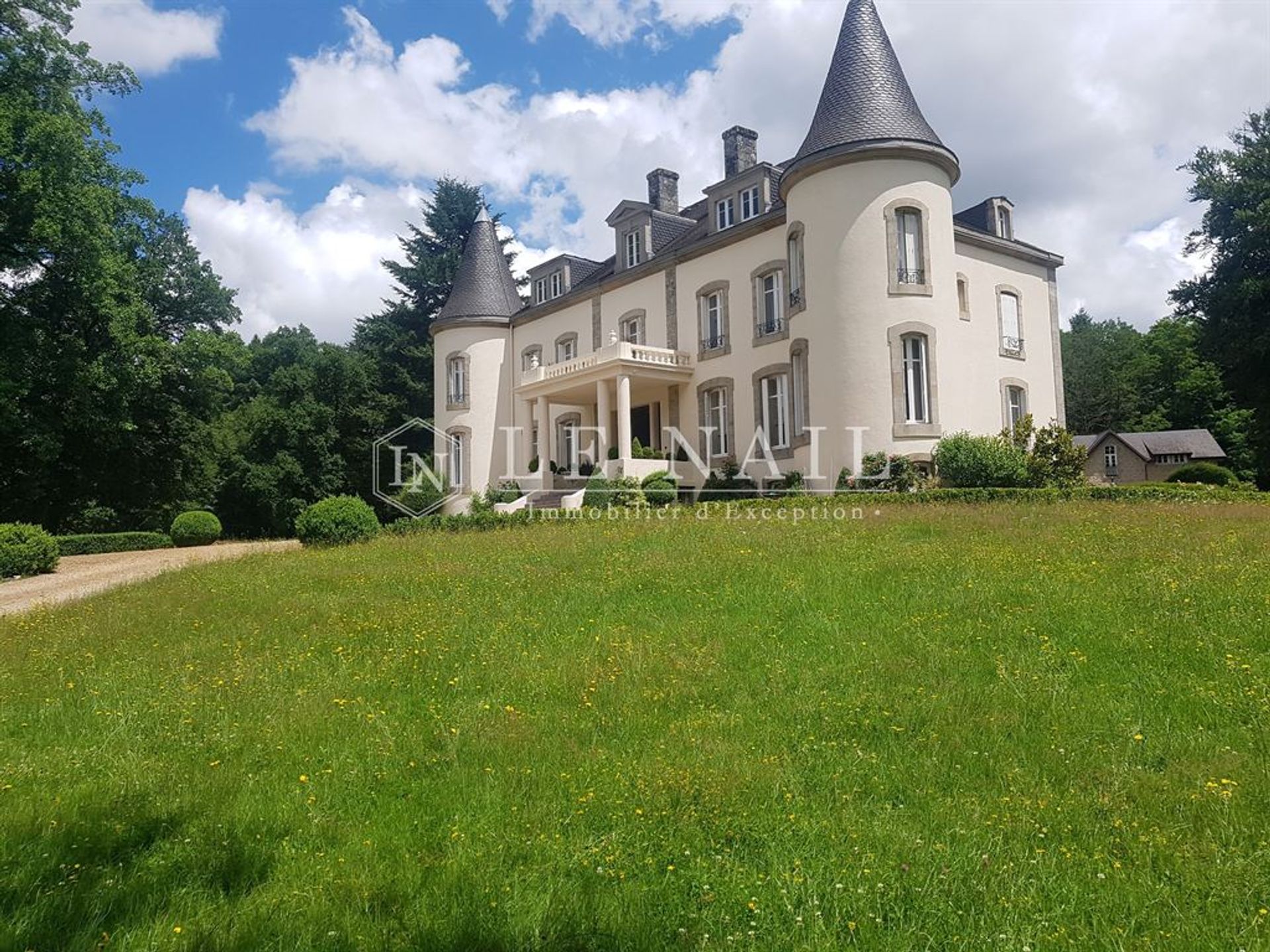 rumah dalam Limoges, Nouvelle-Aquitaine 10874035