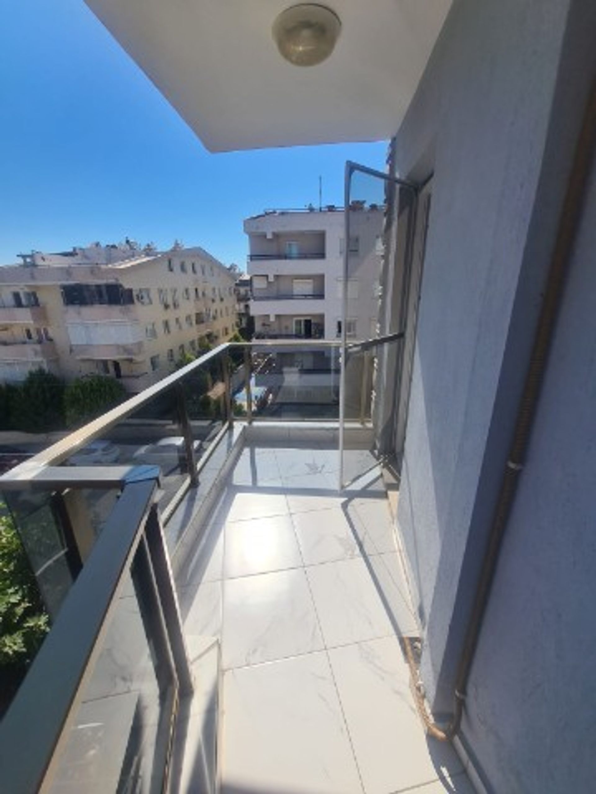 Condominio en Fevzipasa, Aydin 10874046