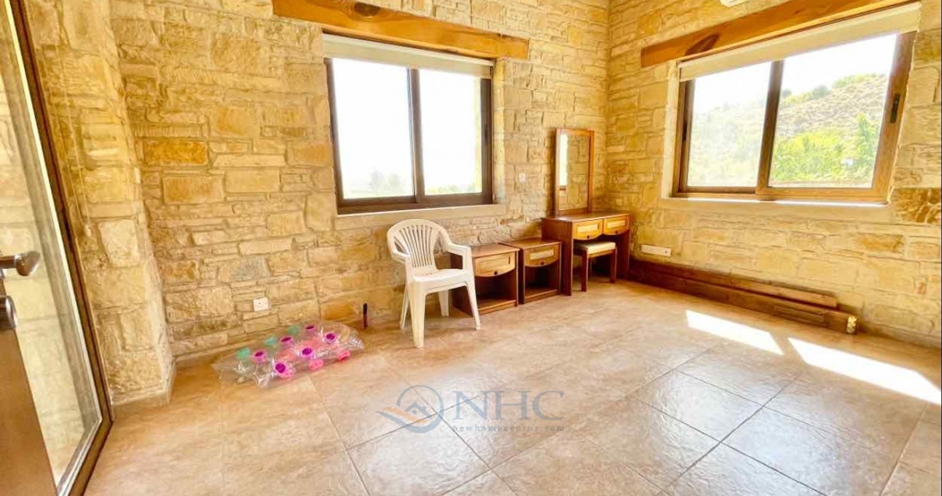 rumah dalam Nata, Paphos 10874278