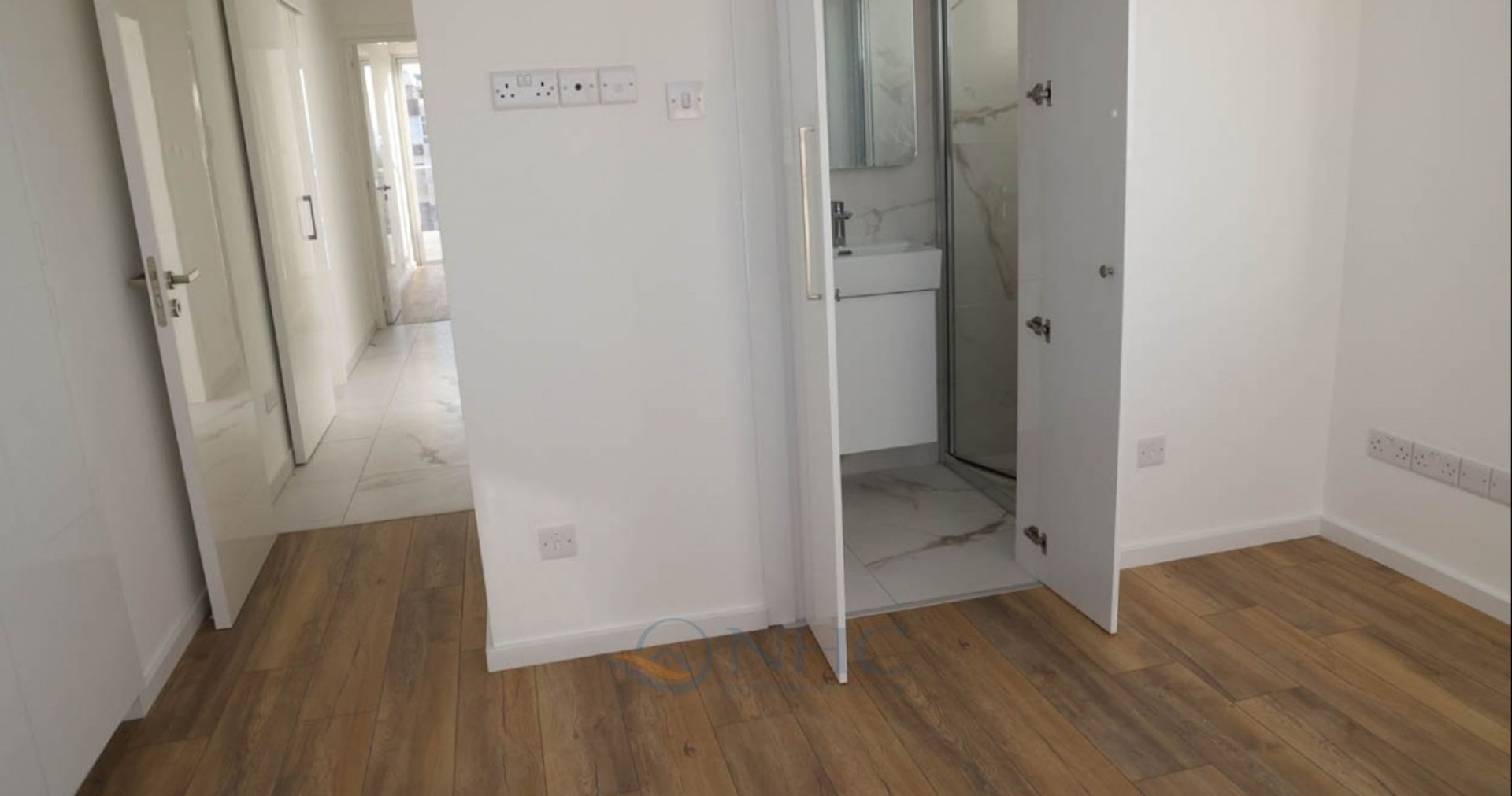 Condominium in Larnaca, Larnaca 10874459