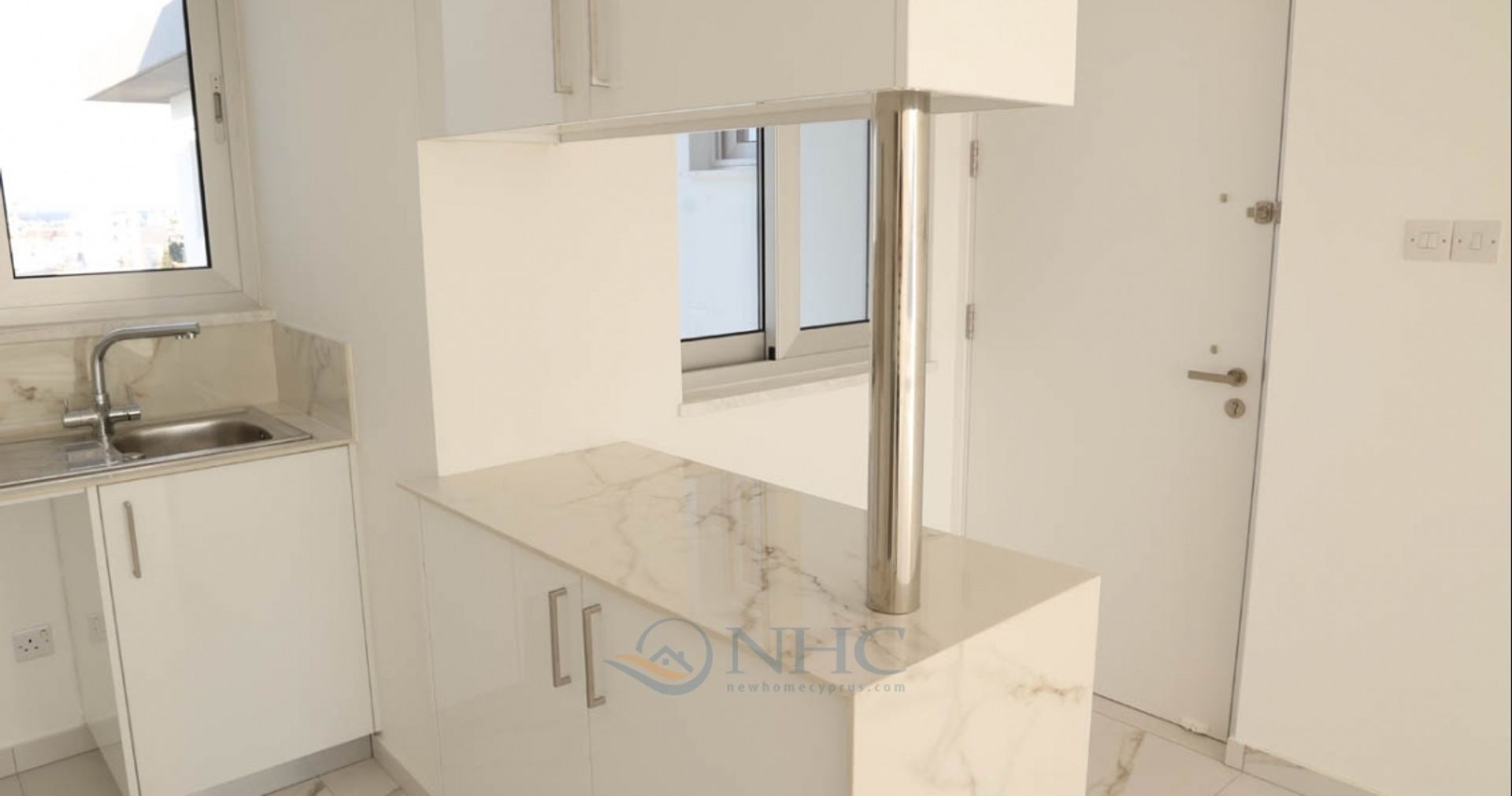 Condominium in Larnaca, Larnaca 10874459