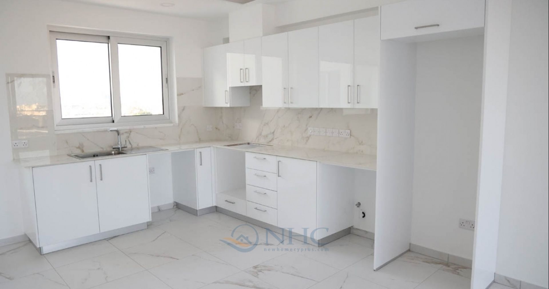 Condominium in Larnaca, Larnaca 10874459