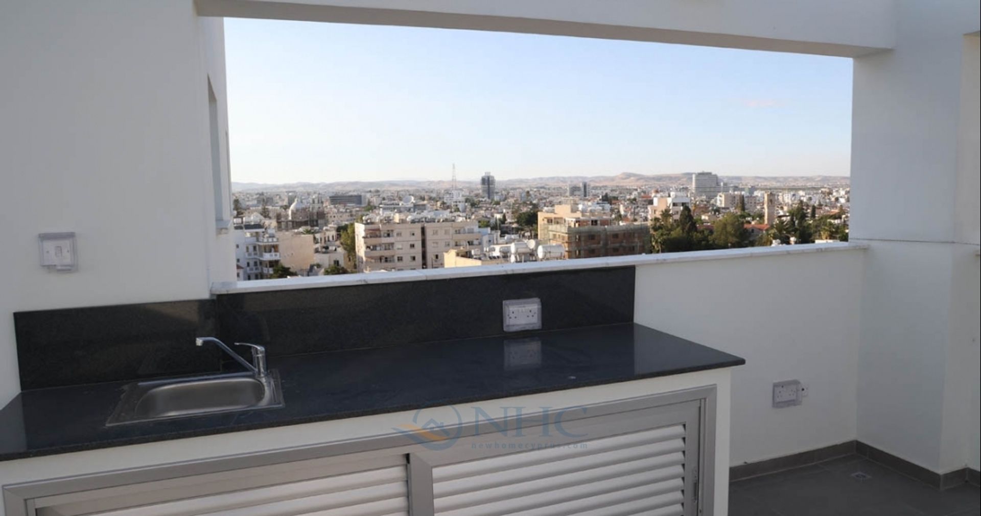 Condominium in Larnaca, Larnaca 10874459