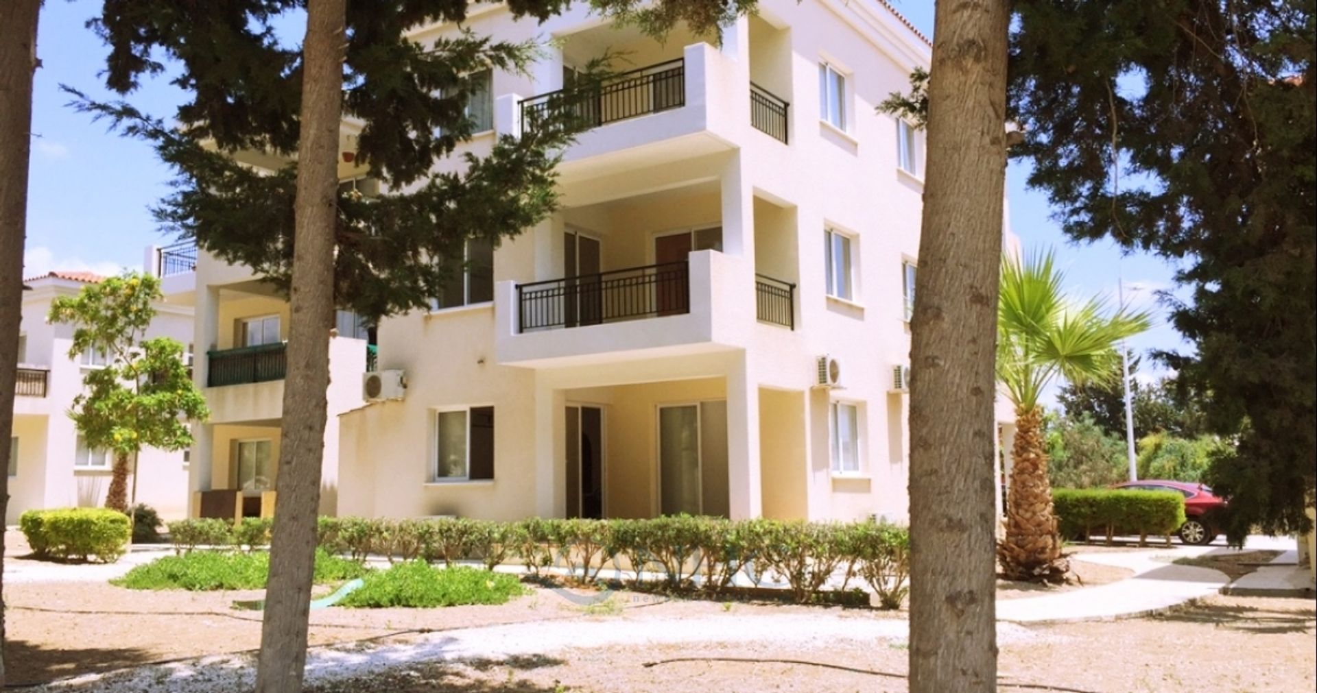 Condominium in Paphos, Paphos 10874576