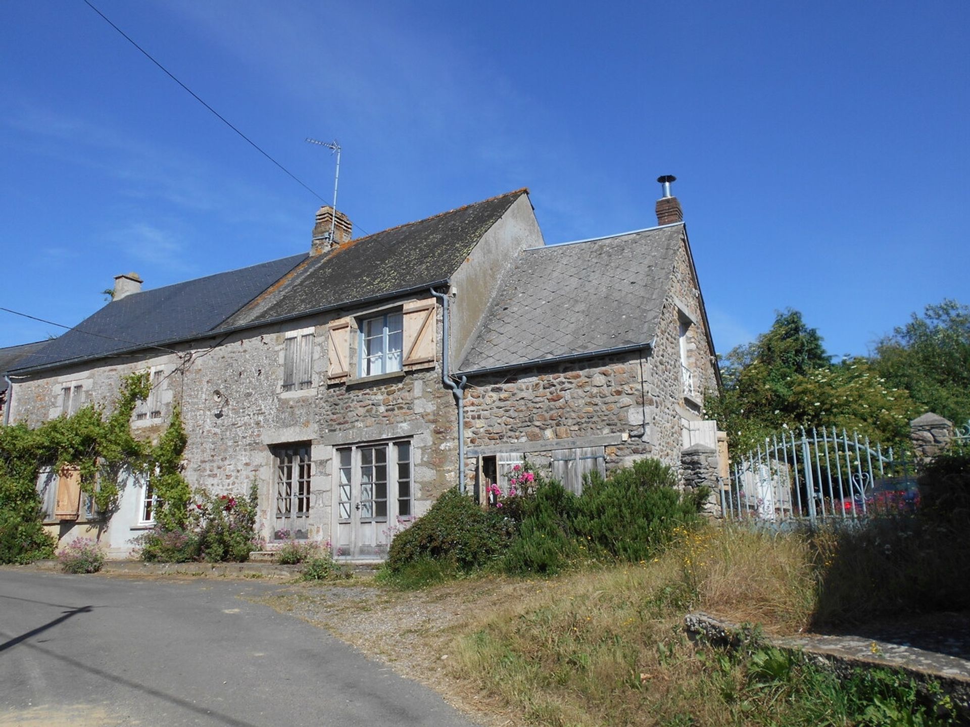 Haus im Fontenai-les-Louvets, Normandie 10875020