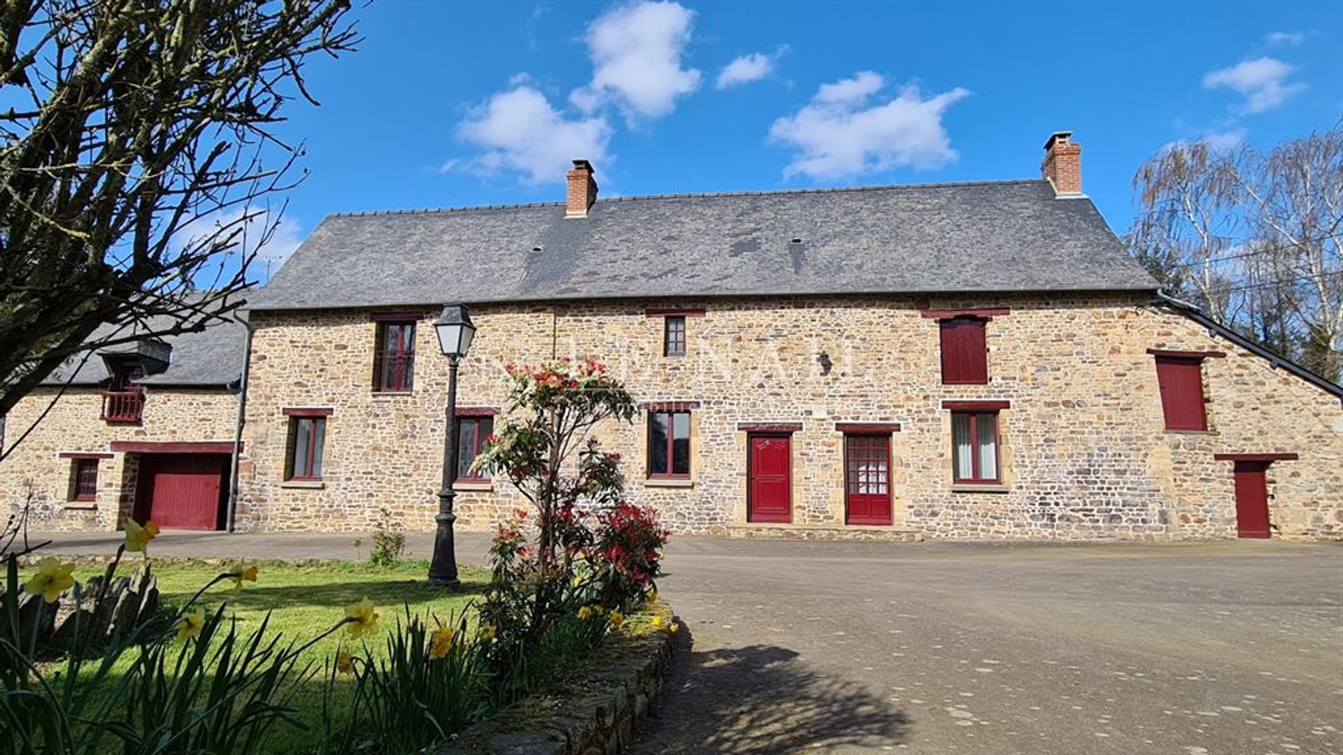 Huis in La Celle-sous-Gouzon, Nouvelle-Aquitanië 10875232