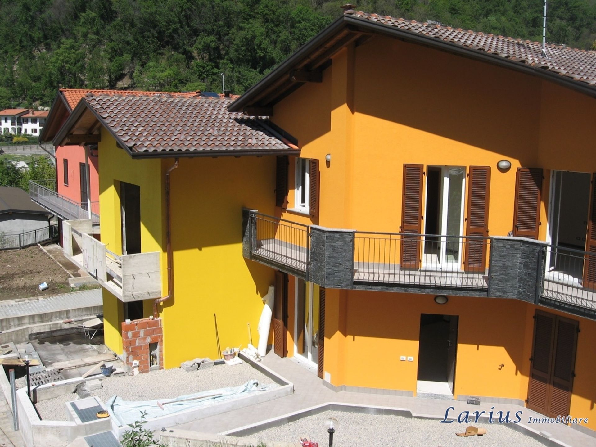 Hus i , Lombardy 10875646