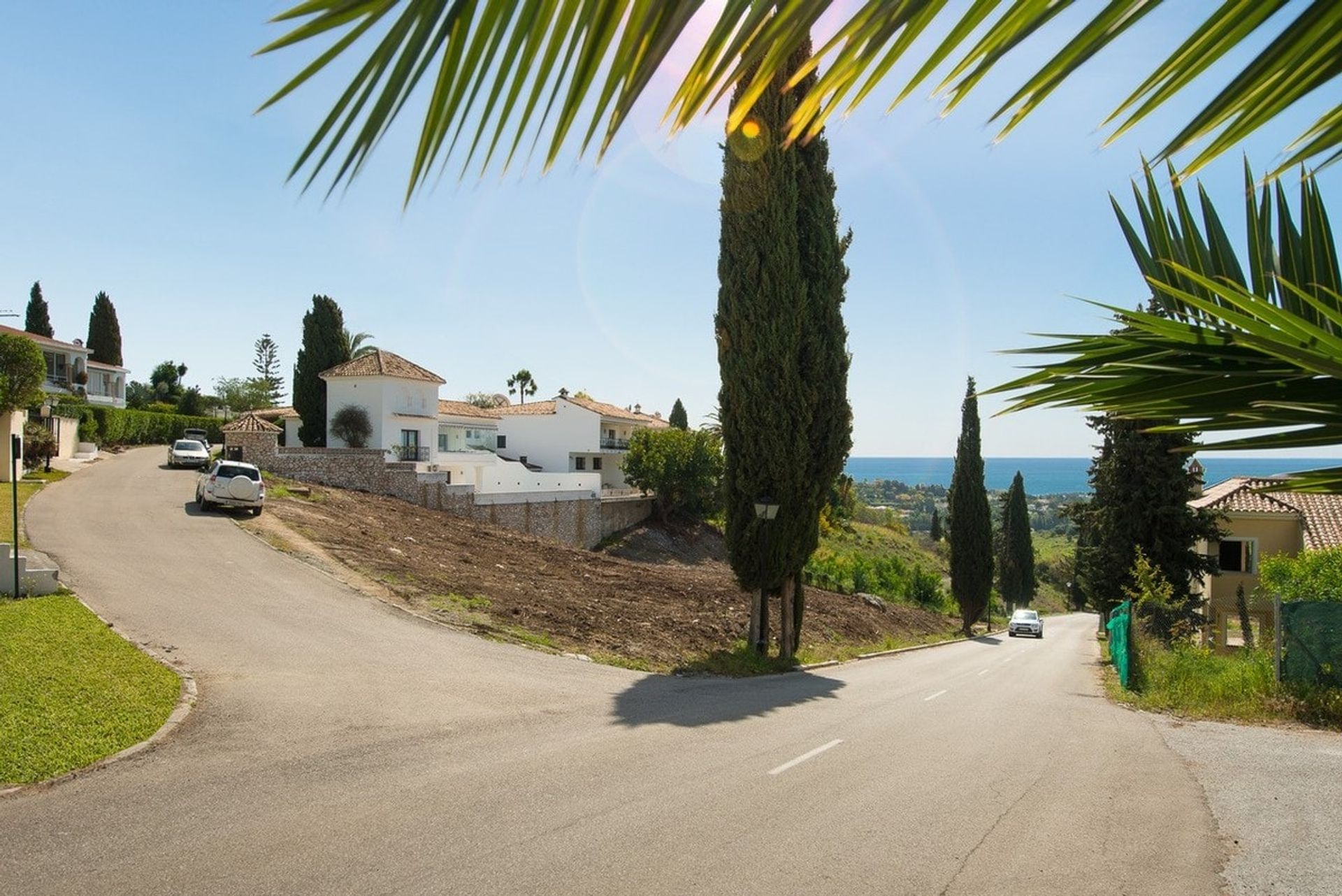 Land in Estepona, Andalucía 10875706