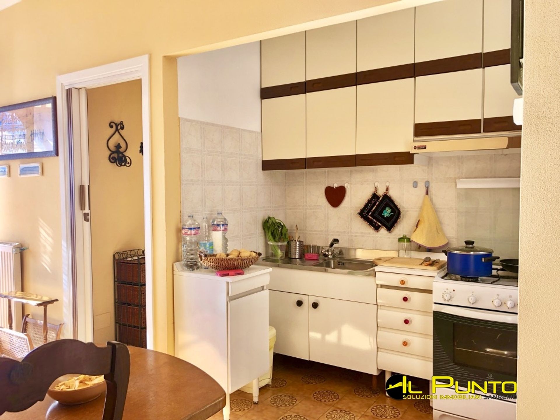 Condominium in , Liguria 10876009