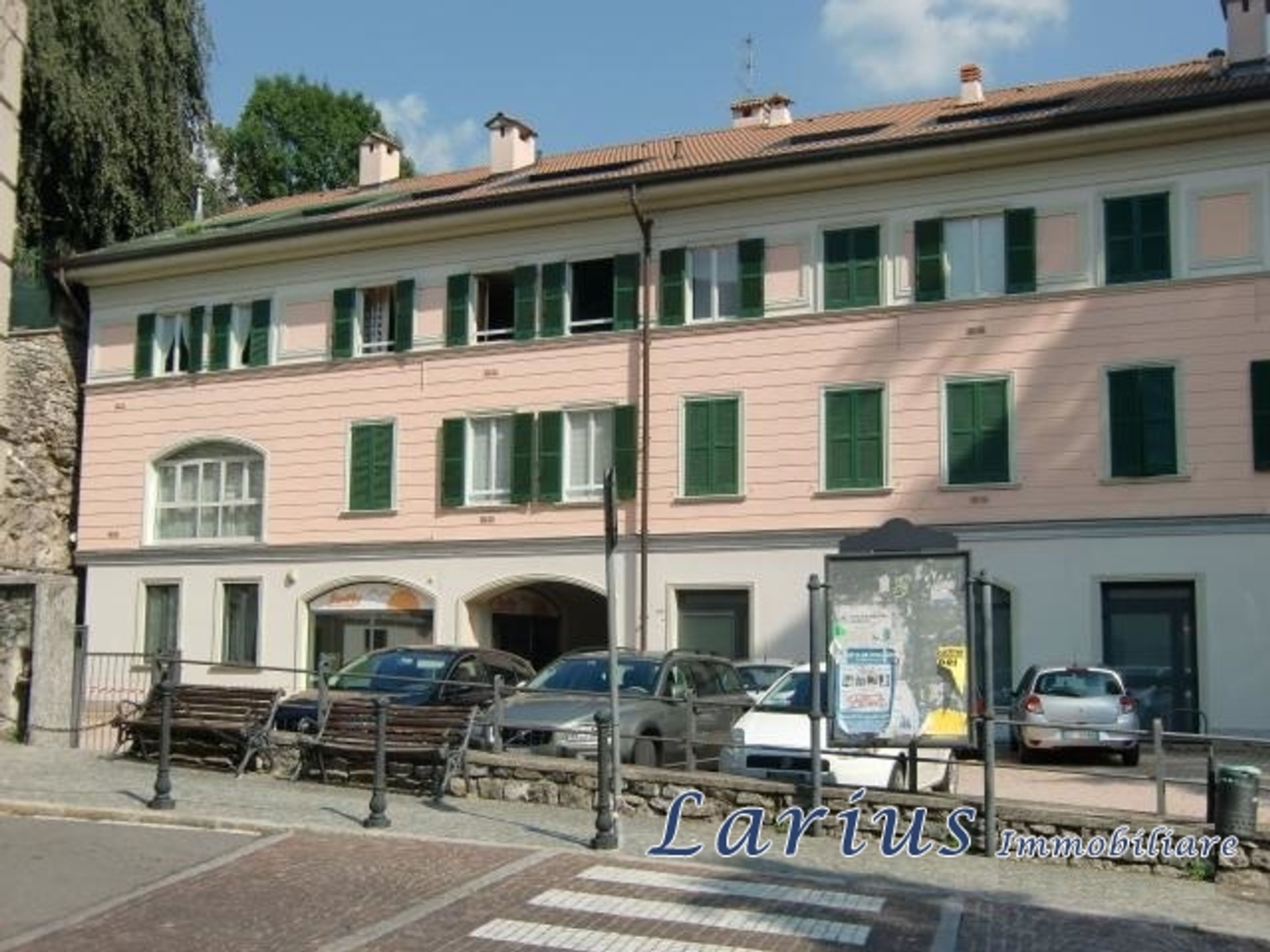 Osakehuoneisto sisään Asso, Lombardy 10876048