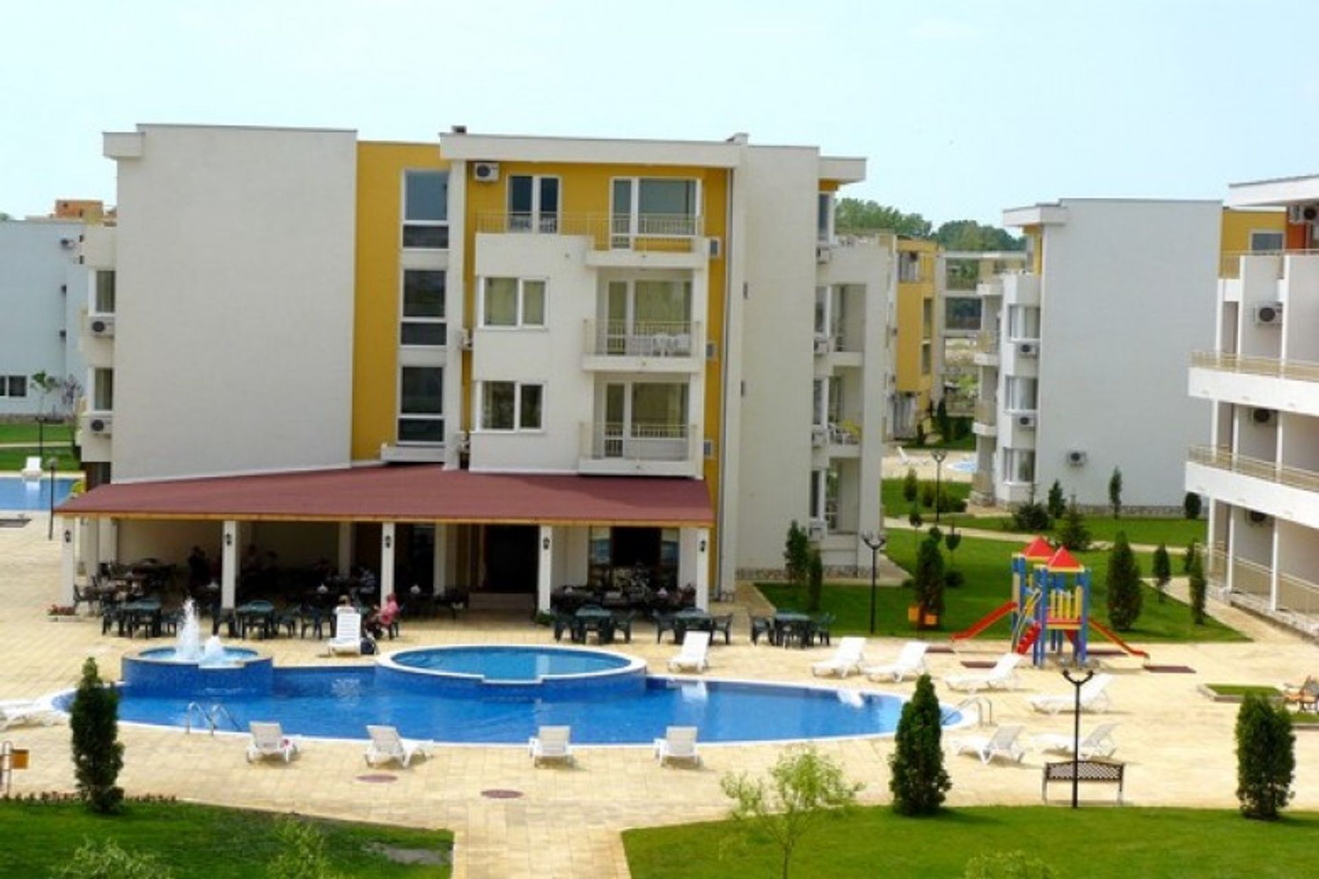 Condominium in , Burgas 10876694