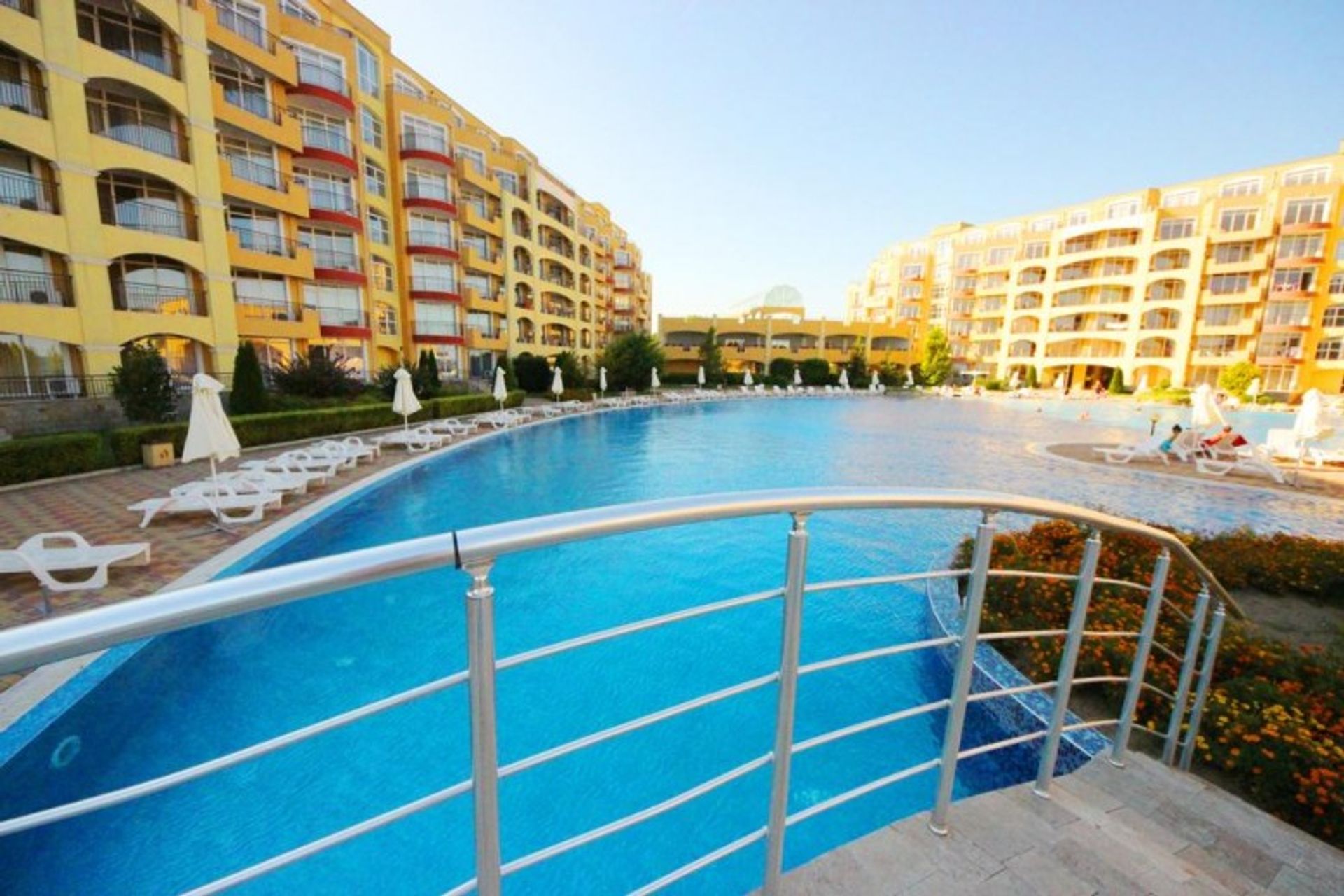 Condominio en Aheloy, Burgas 10876702