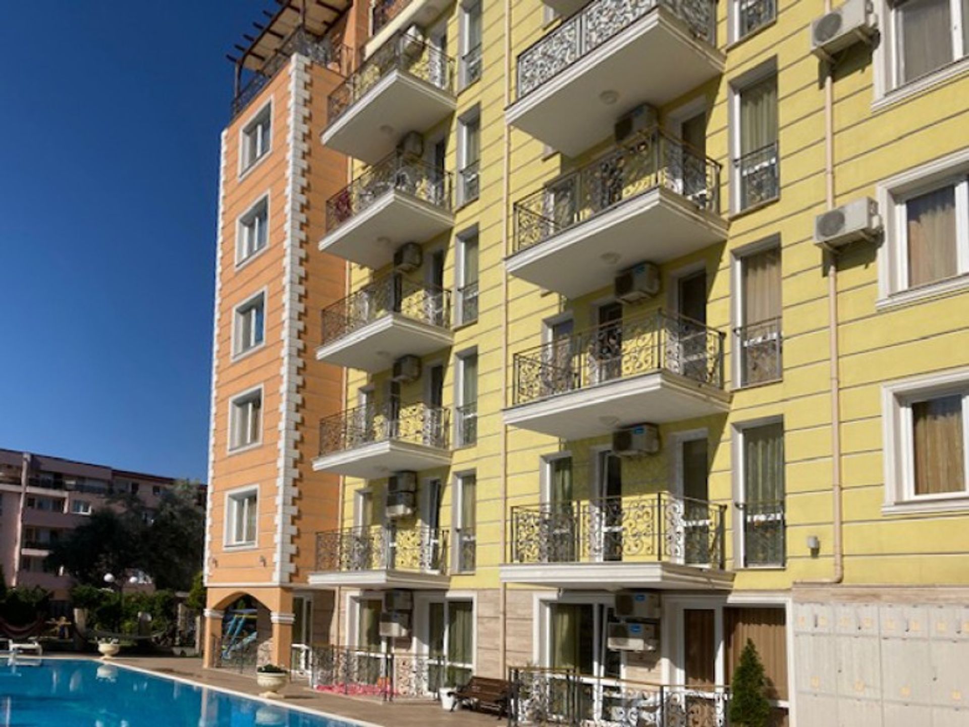 Condominio nel , Burgas 10876710