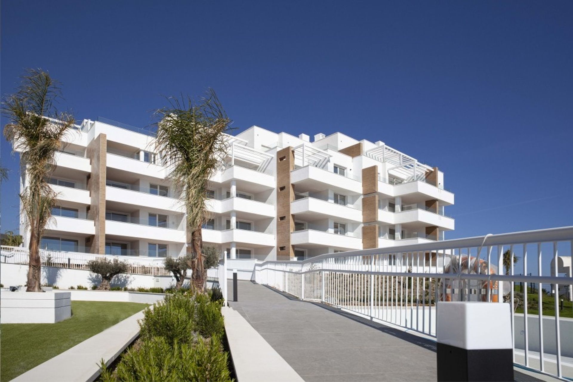 Condominium in Torrox, Andalusië 10876913