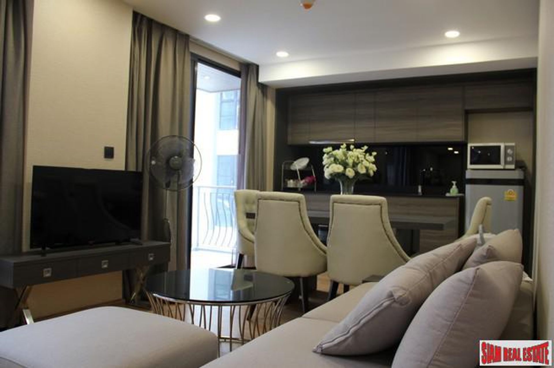 Condominium dans Pathum Wan, Krung Thep Maha Nakhon 10877146