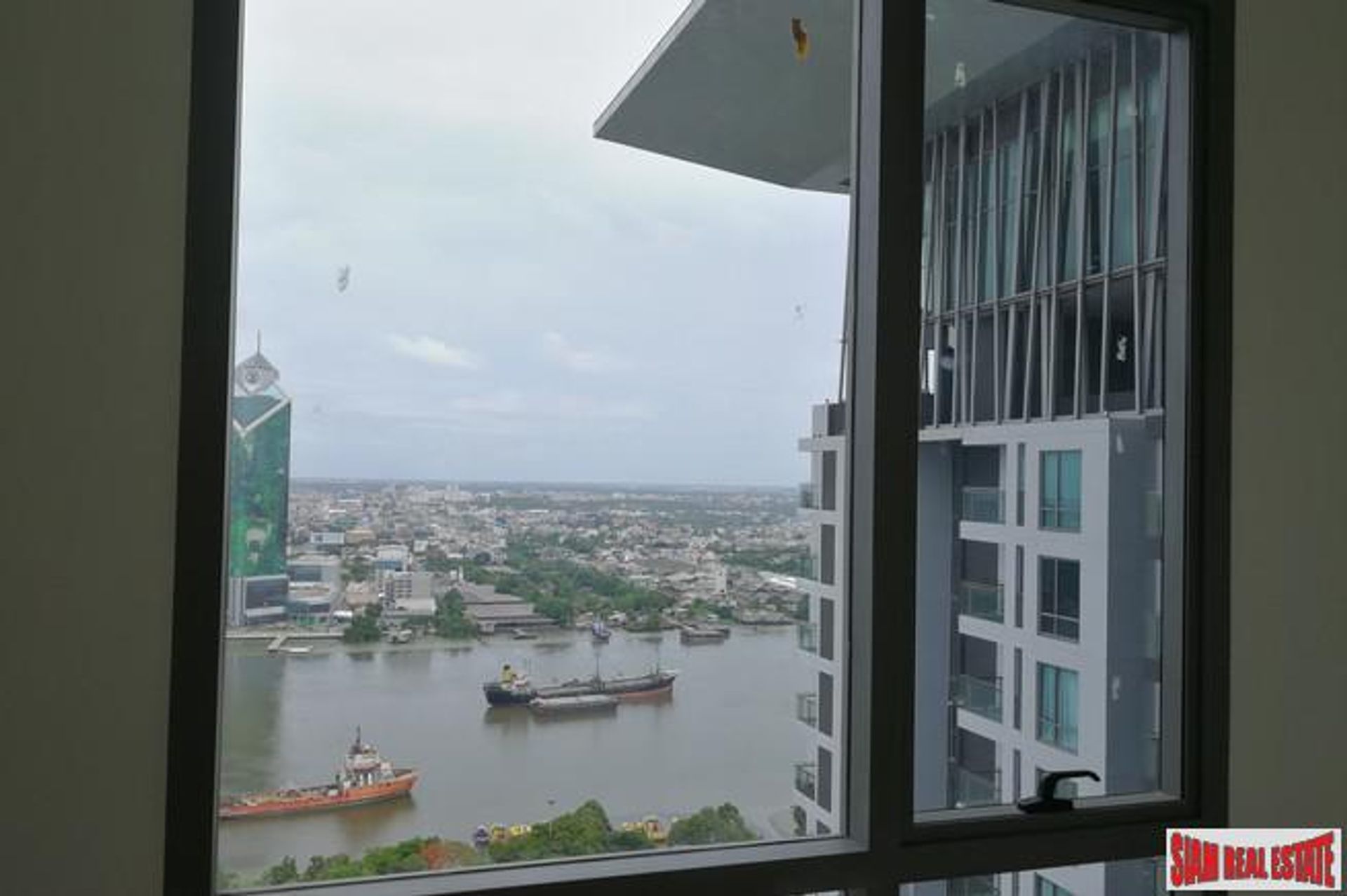 Condominium in , Krung Thep Maha Nakhon 10877151