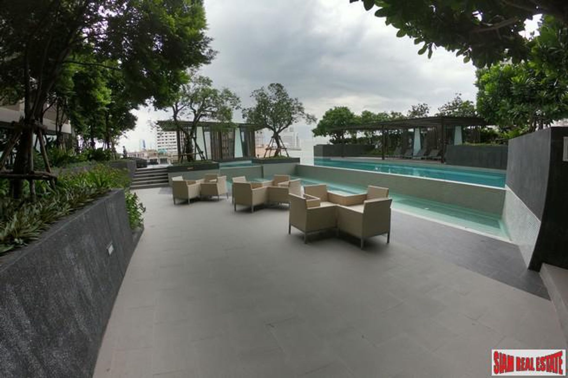 Condominio en Ban Na Song, Krung Thep Maha Nakhon 10877214