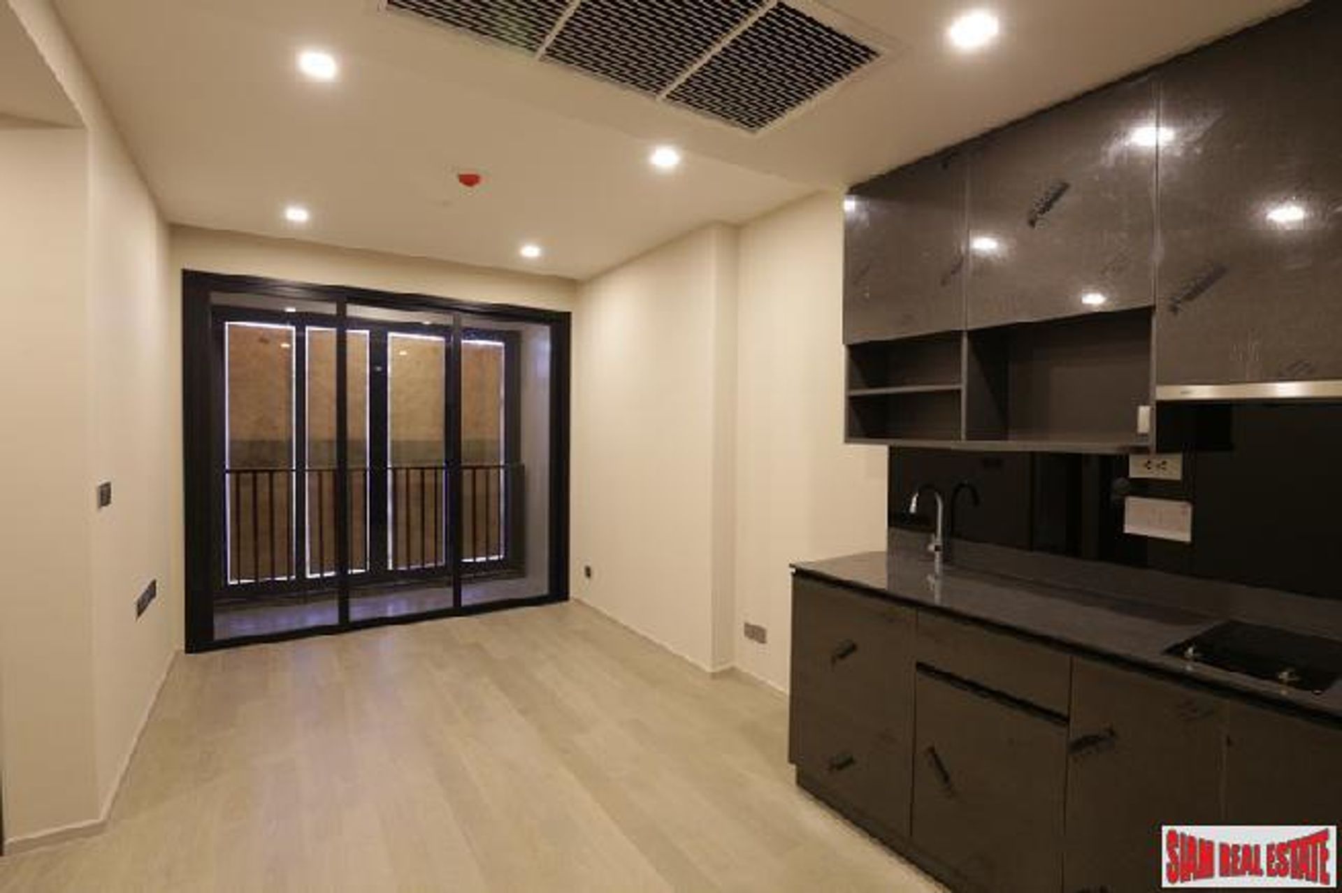 Condominium in , Krung Thep Maha Nakhon 10877221