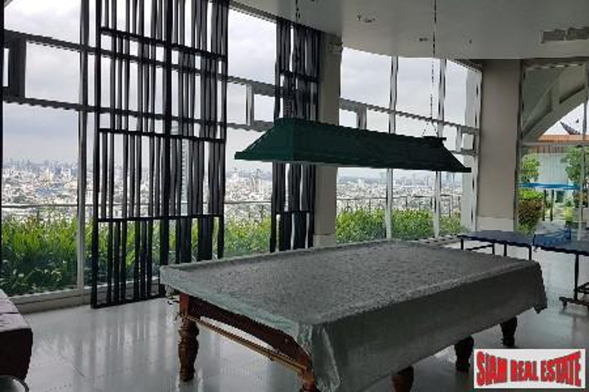 Kondominium dalam Pergi ke bawah, Krung Thep Maha Nakhon 10877479