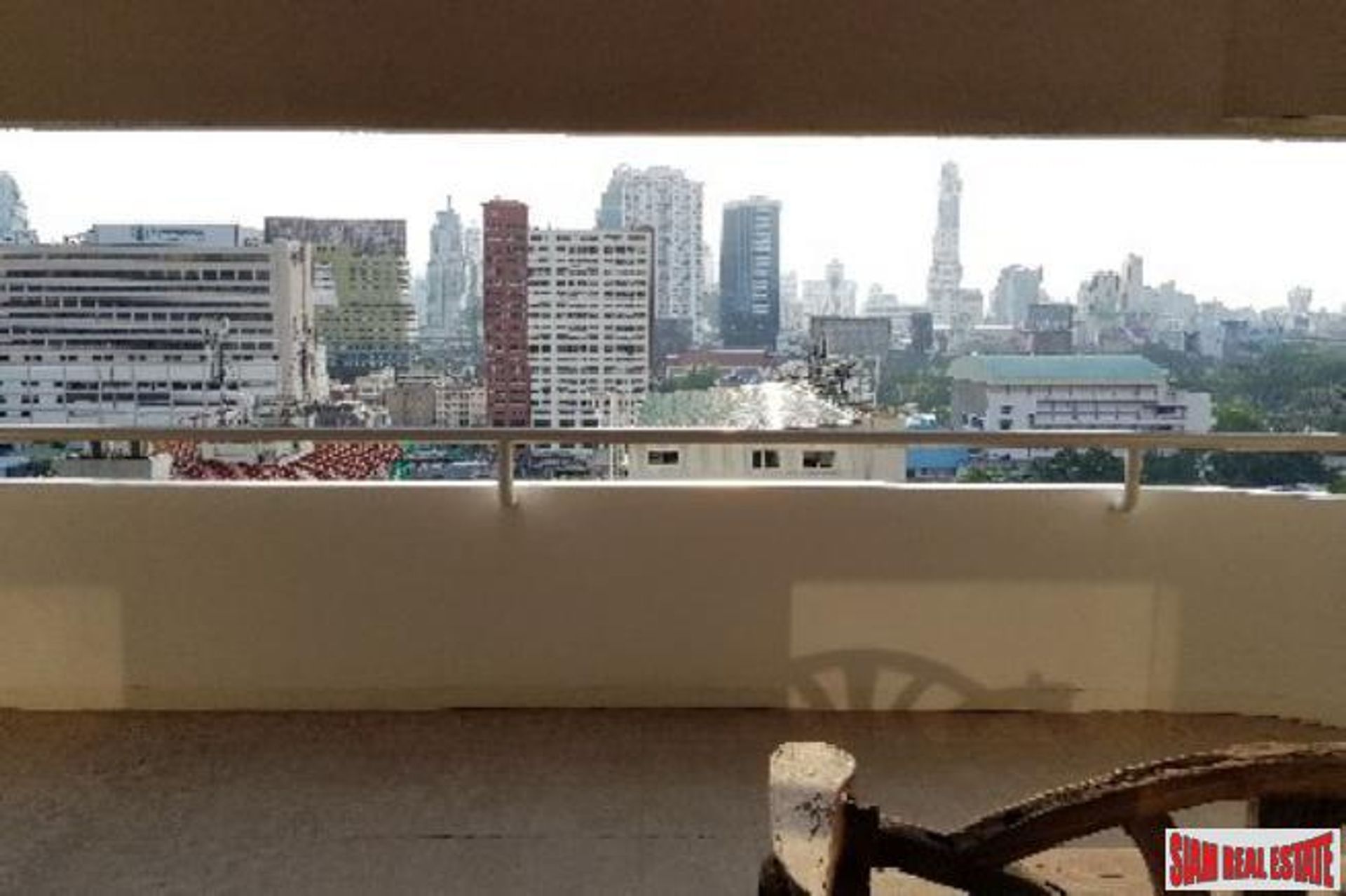 Condominium in , Krung Thep Maha Nakhon 10877493