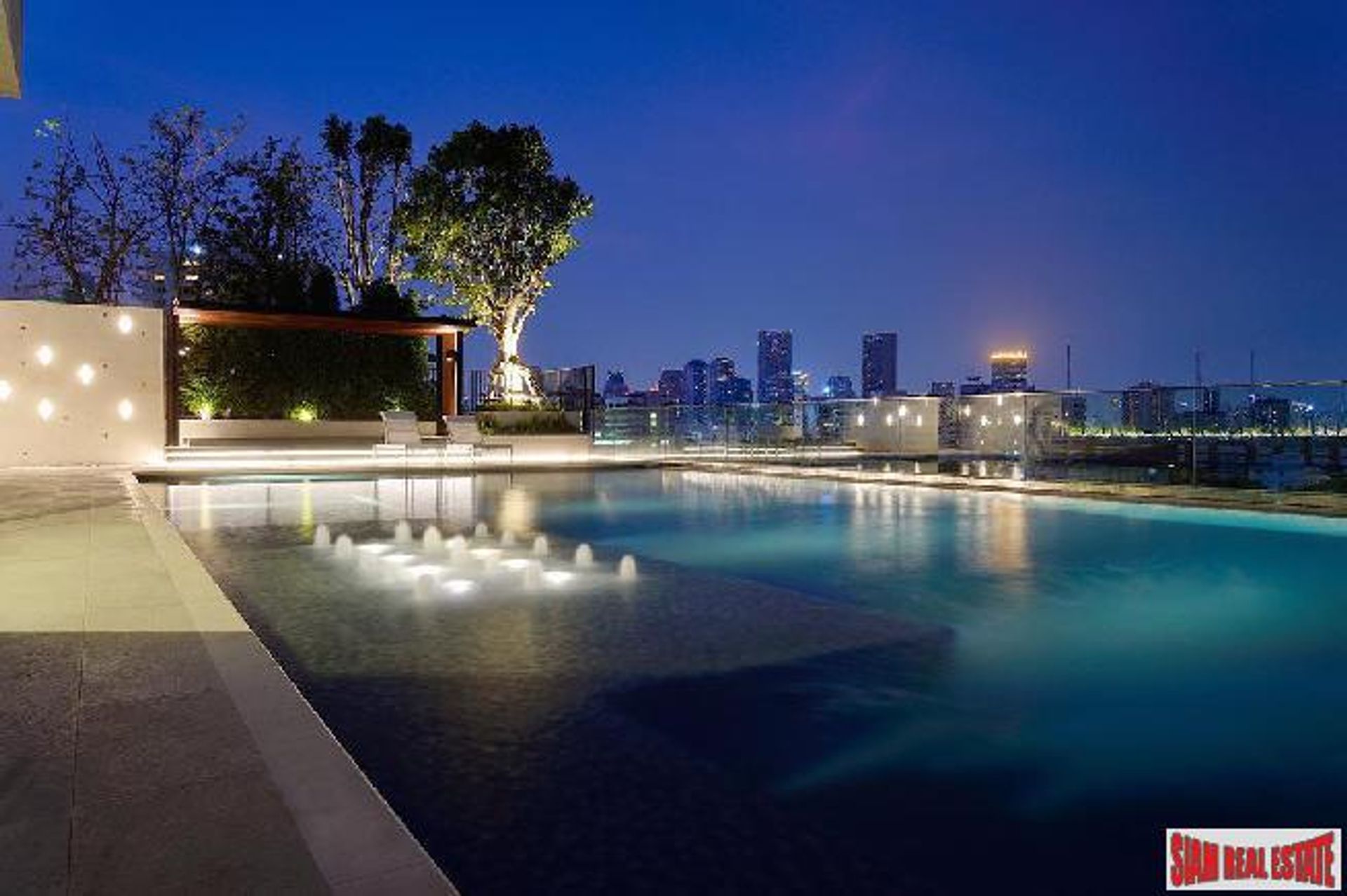 Condominium in , Bangkok 10877550