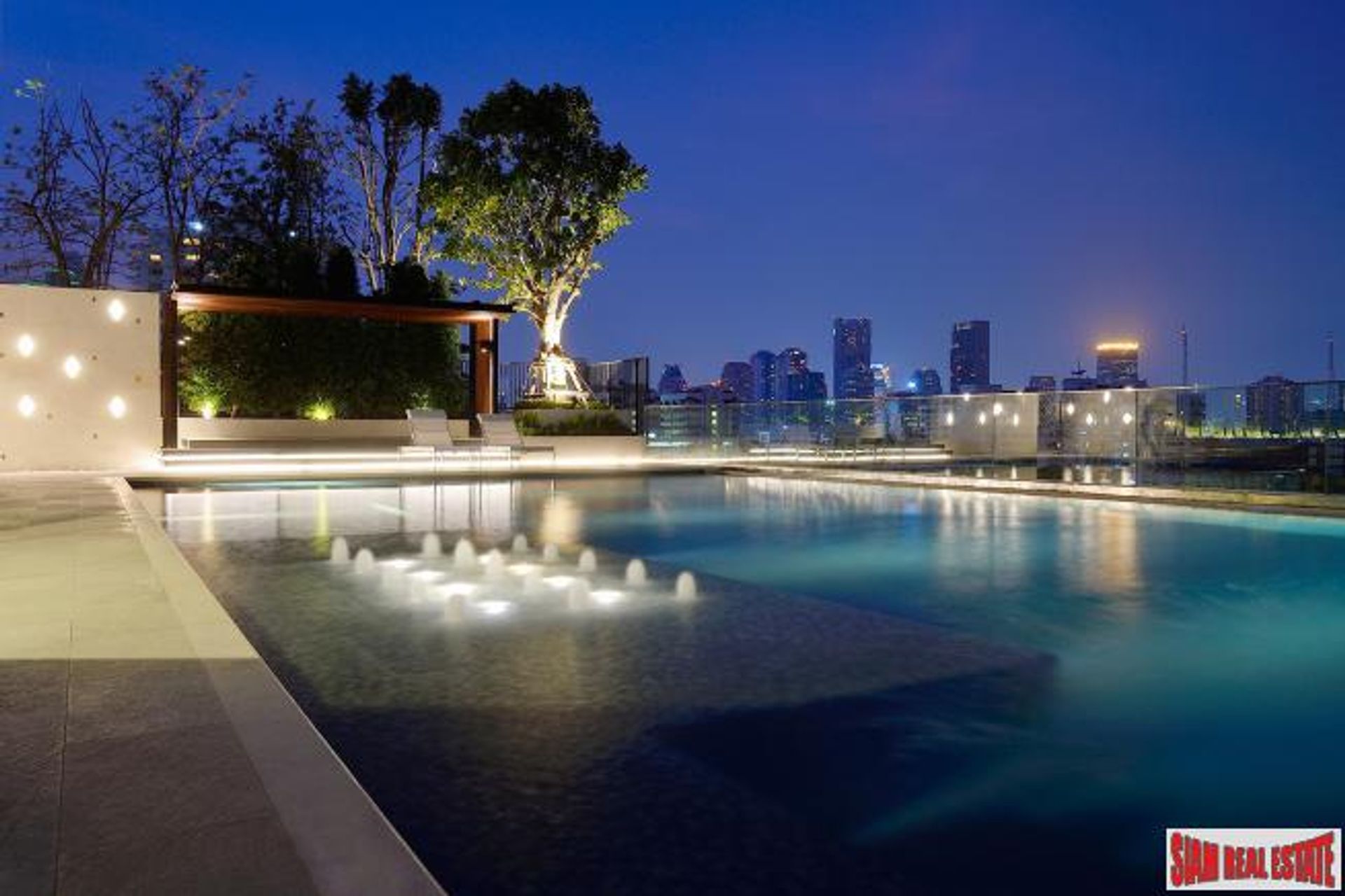 Condominium in , Bangkok 10877550