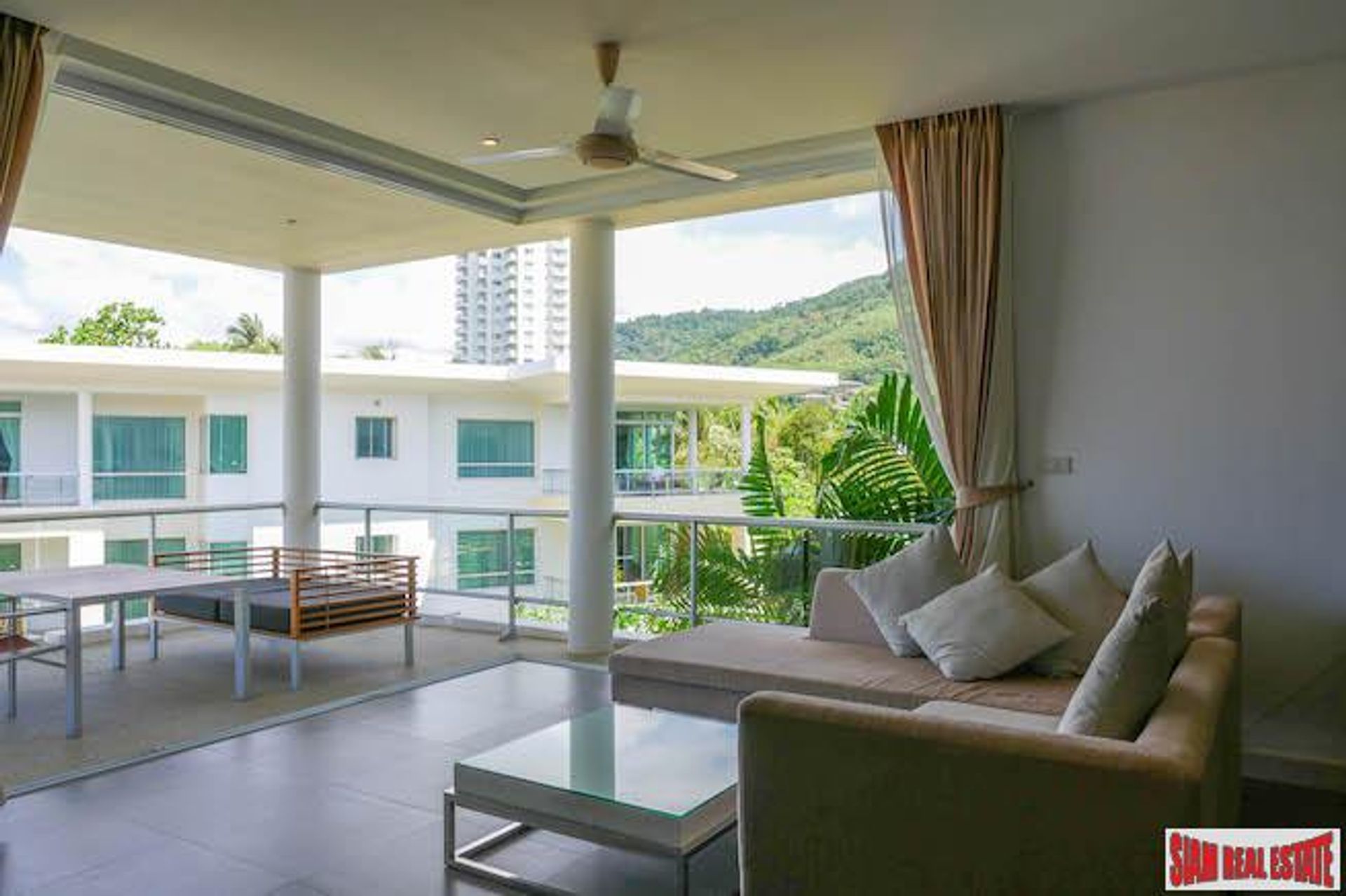 Condominio en Karon, Phuket 10877607