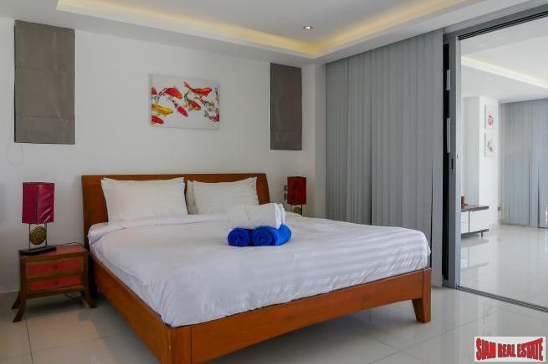 Condominium in Karon, Phuket 10877612