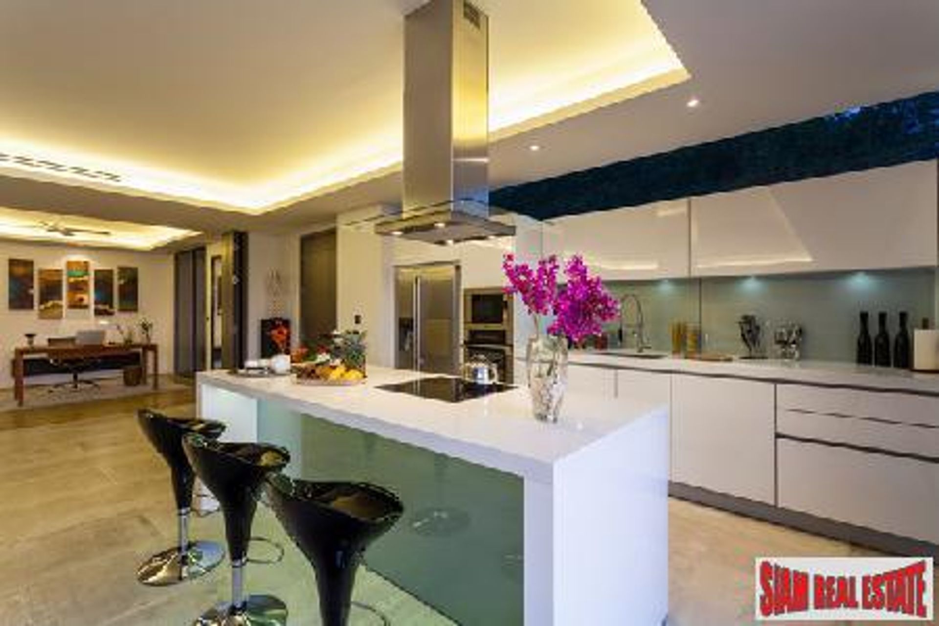 Condominium in Ban La Yan, Phuket 10877627