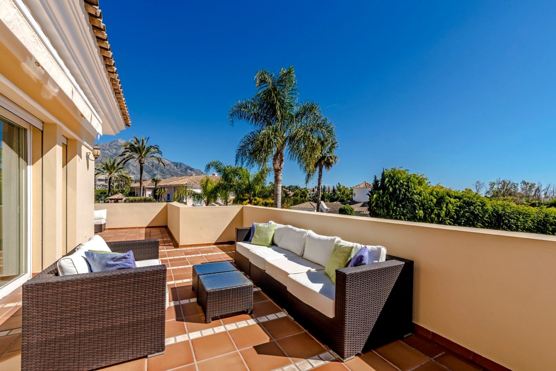 Haus im Marbella, Andalucía 10877750