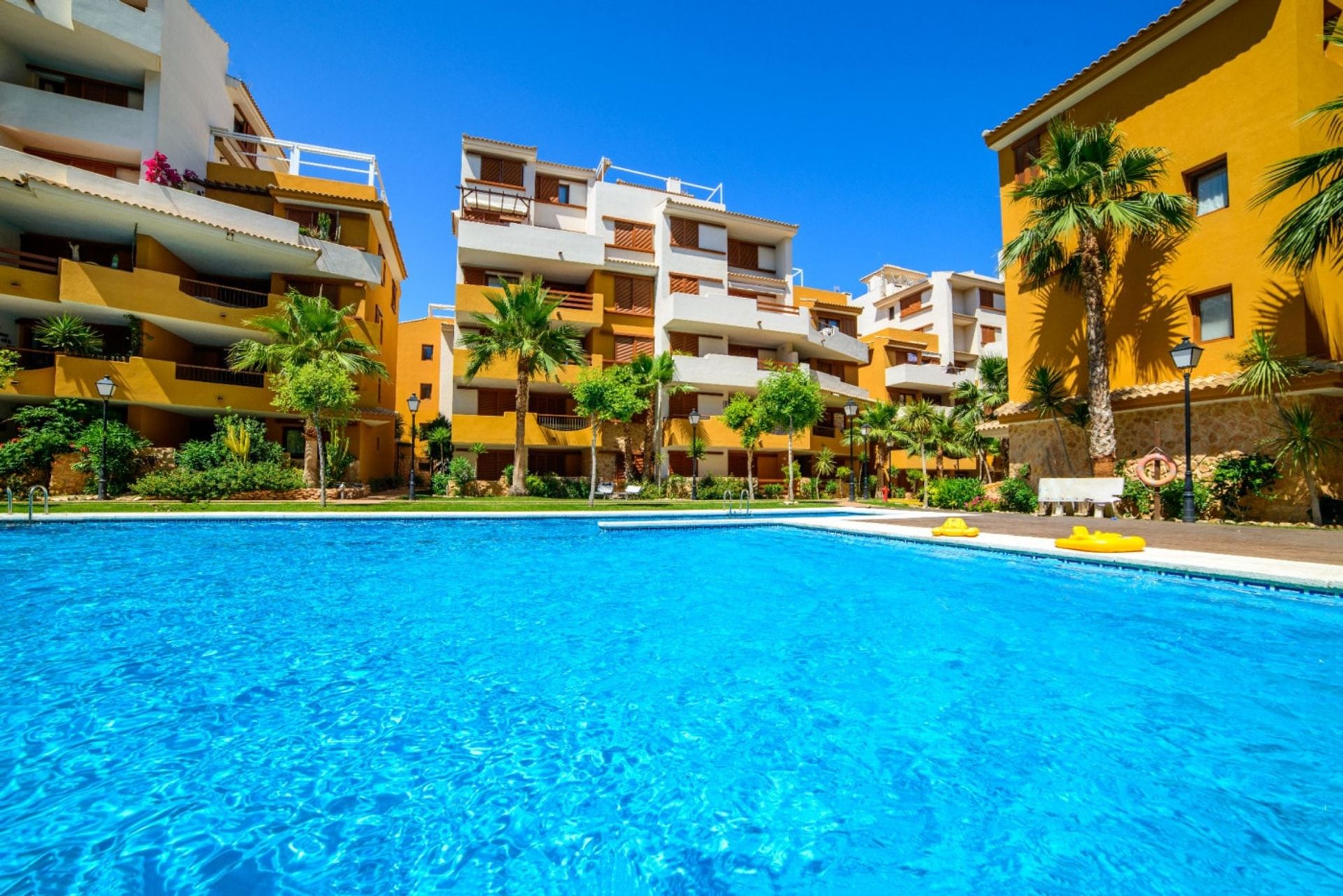 Condominium in Torremendo, Comunidad Valenciana 10877795