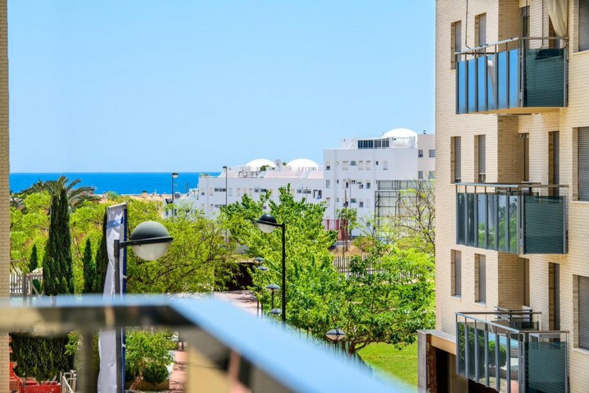 Condominium in El Campello, Valencian Community 10877973