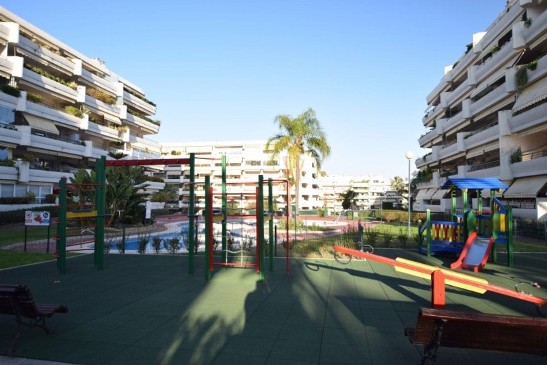 Condominio nel San Pedro de Alcantara, Andalusia 10878269