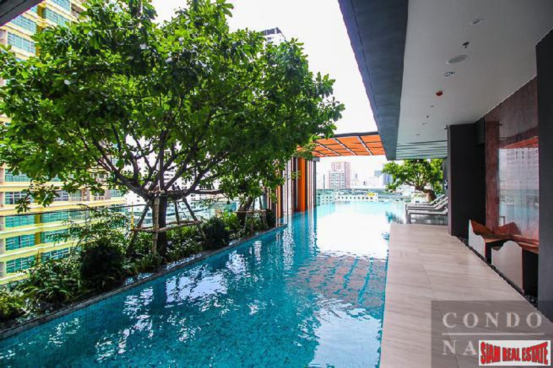 Condominium in , Bangkok 10878555