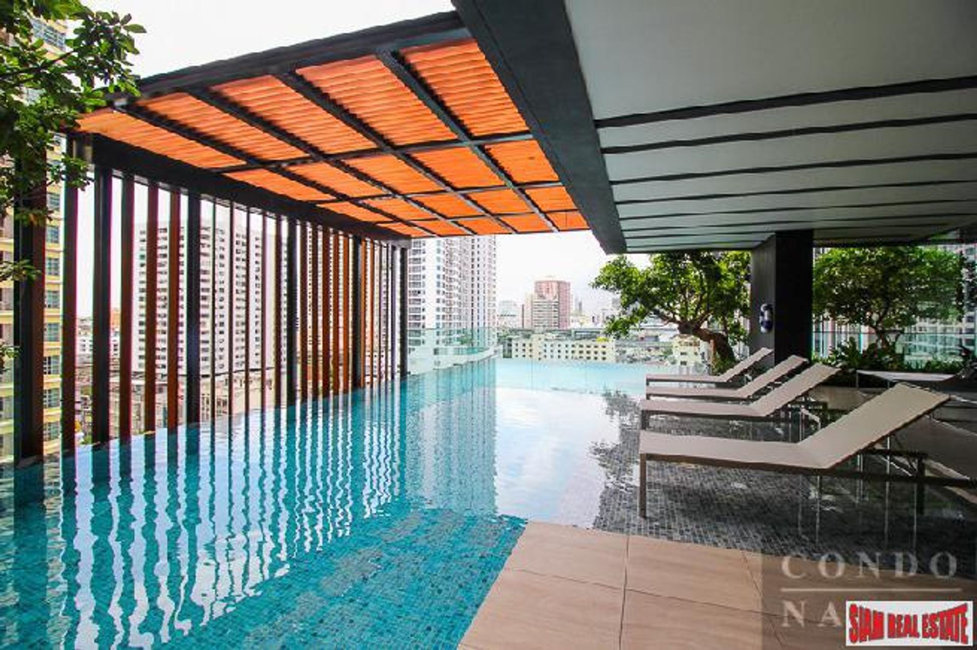 Condominium in , Bangkok 10878555