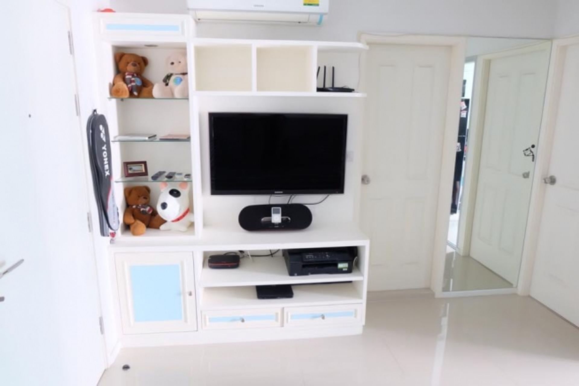 Condominium in Ban Na Song, Krung Thep Maha Nakhon 10878598