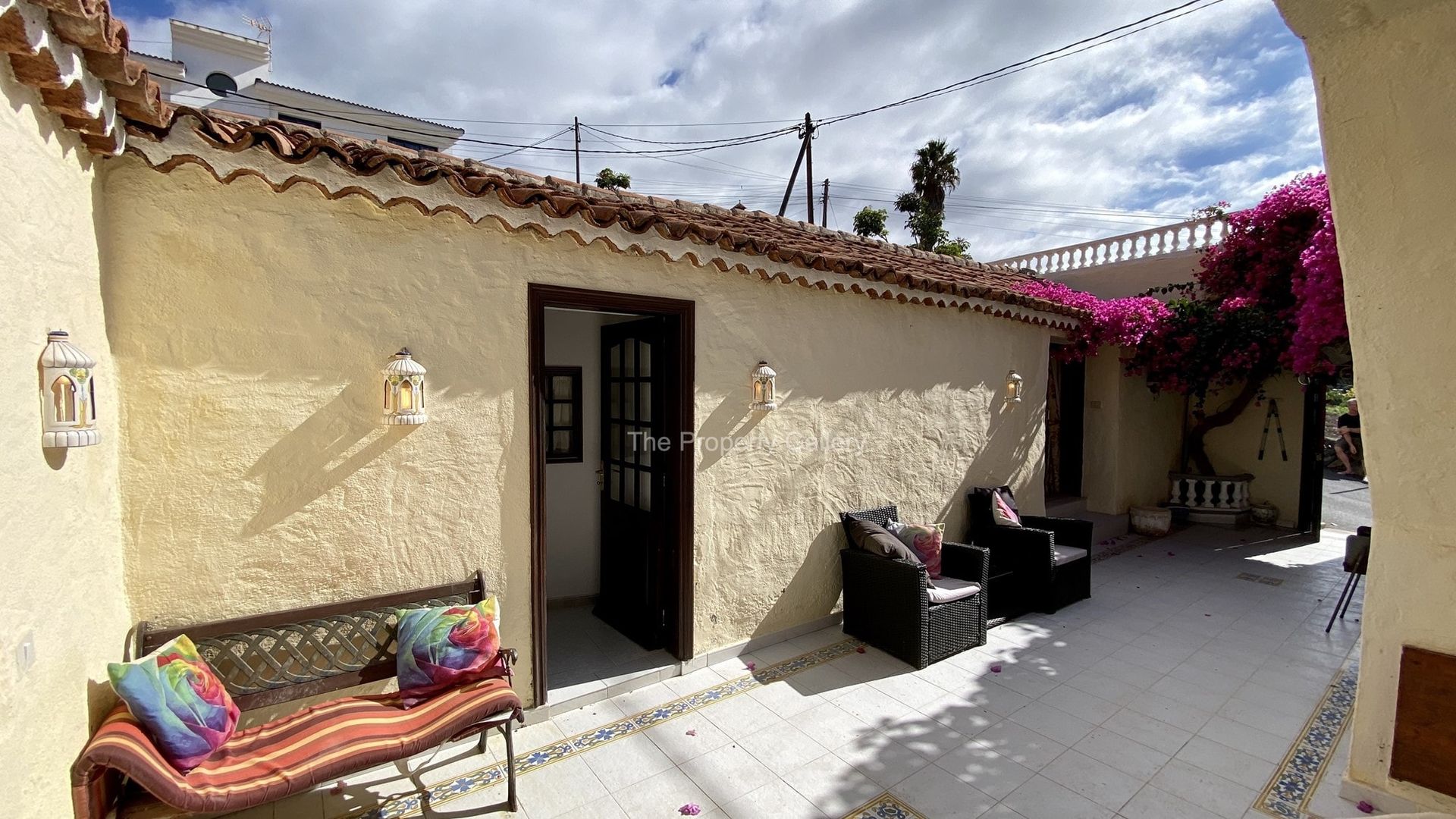 House in Guía de Isora, Canary Islands 10878771