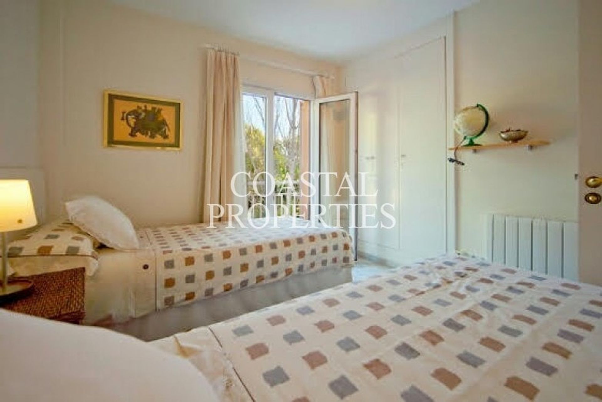 Condominium in Bendinat, Balearic Islands 10878779