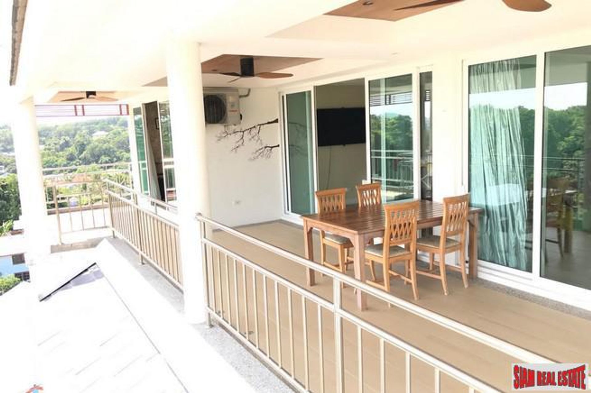 Condominium dans Tambon Wichit, Chang Wat Phuket 10878780