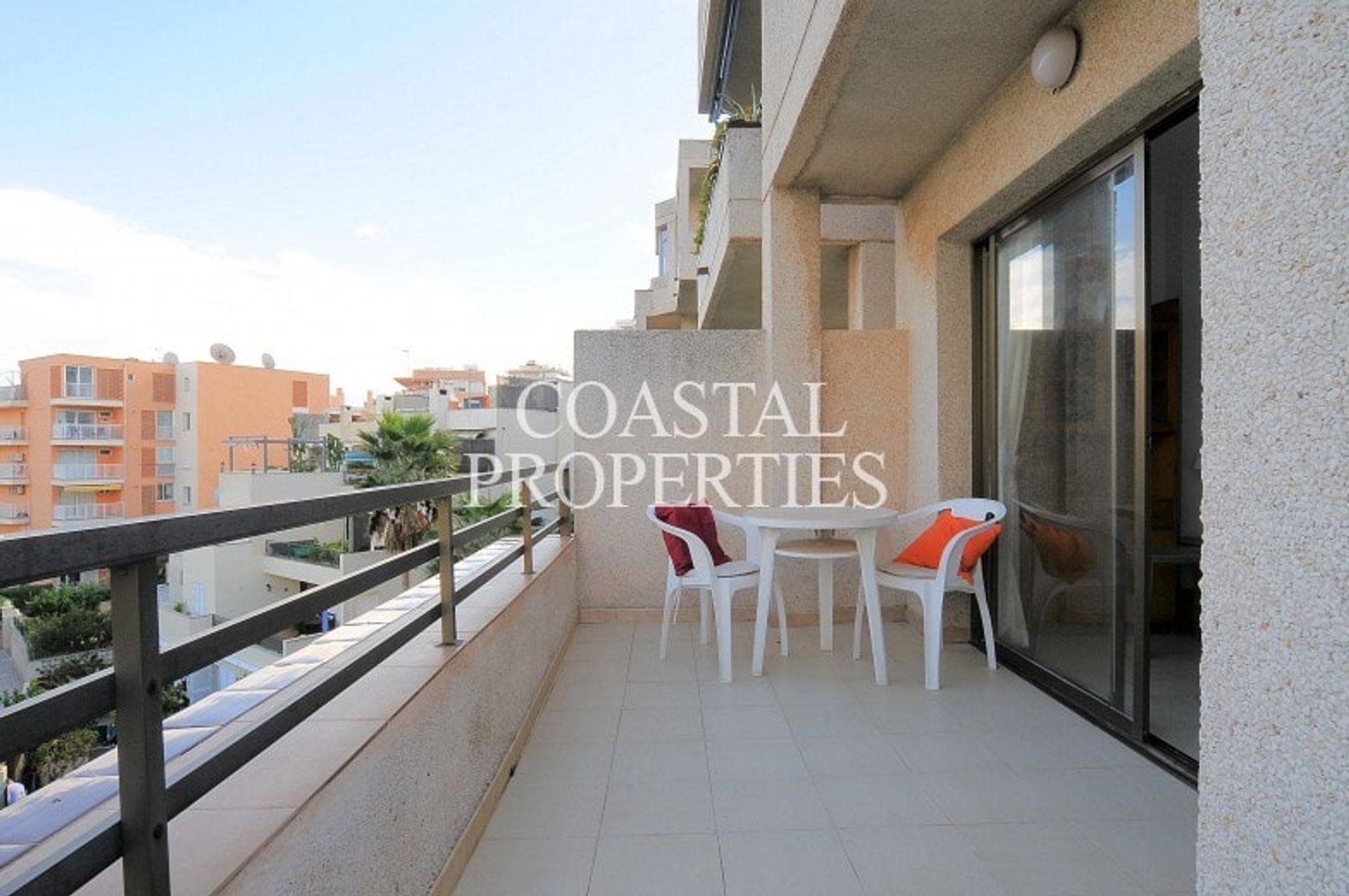 Condominium in Calvia, De Balearen 10878783