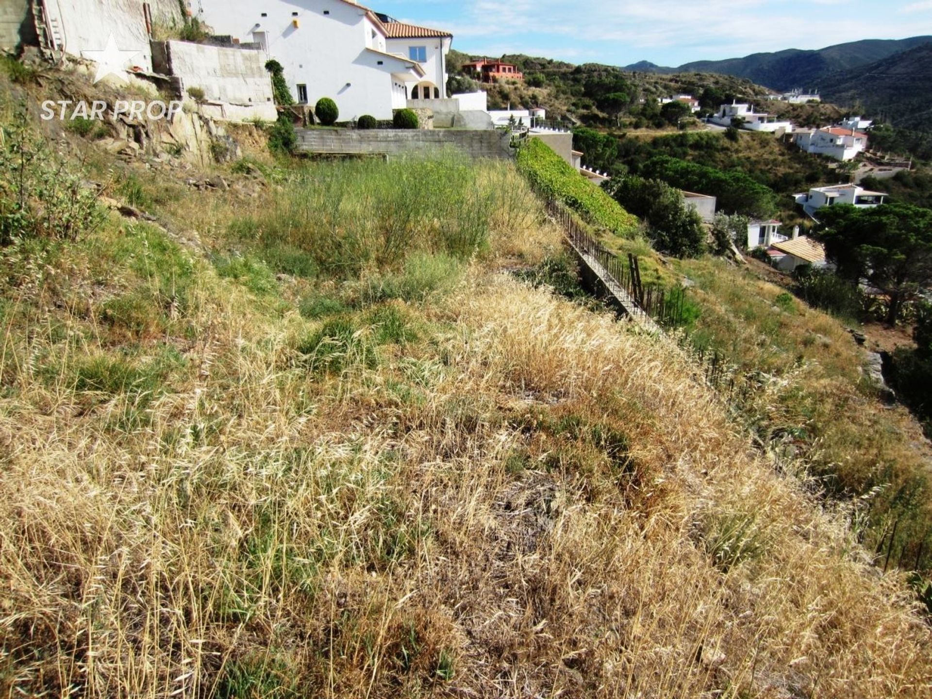 Terra no El Porto, Catalunha 10878870