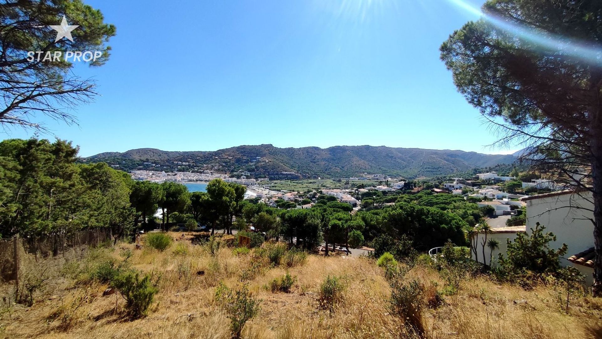 الأرض في El Port de la Selva, Catalunya 10879029