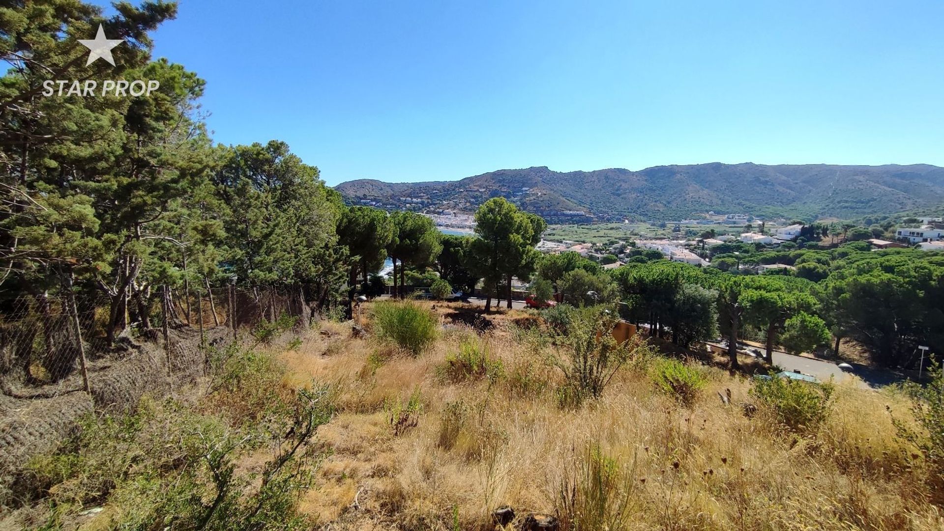 الأرض في El Port de la Selva, Catalunya 10879029