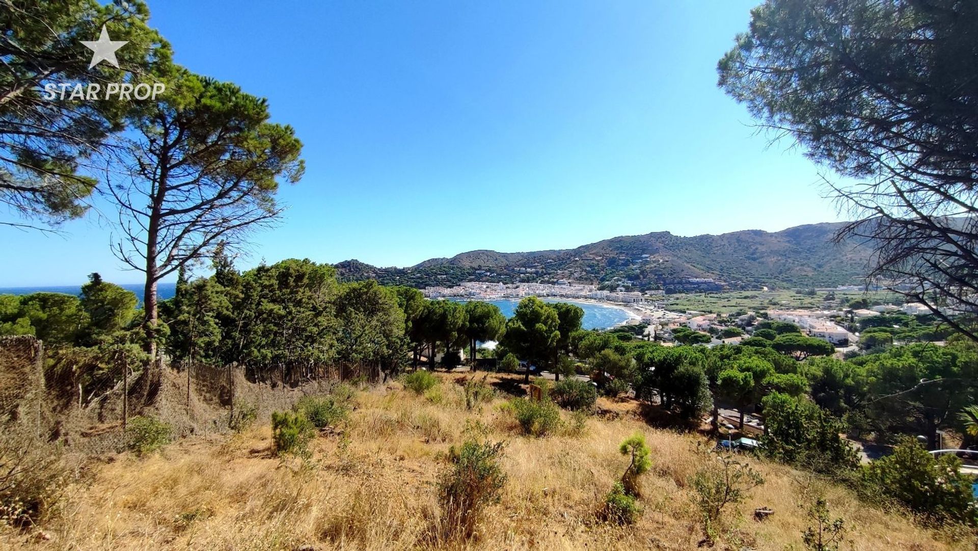 الأرض في El Port de la Selva, Catalunya 10879029