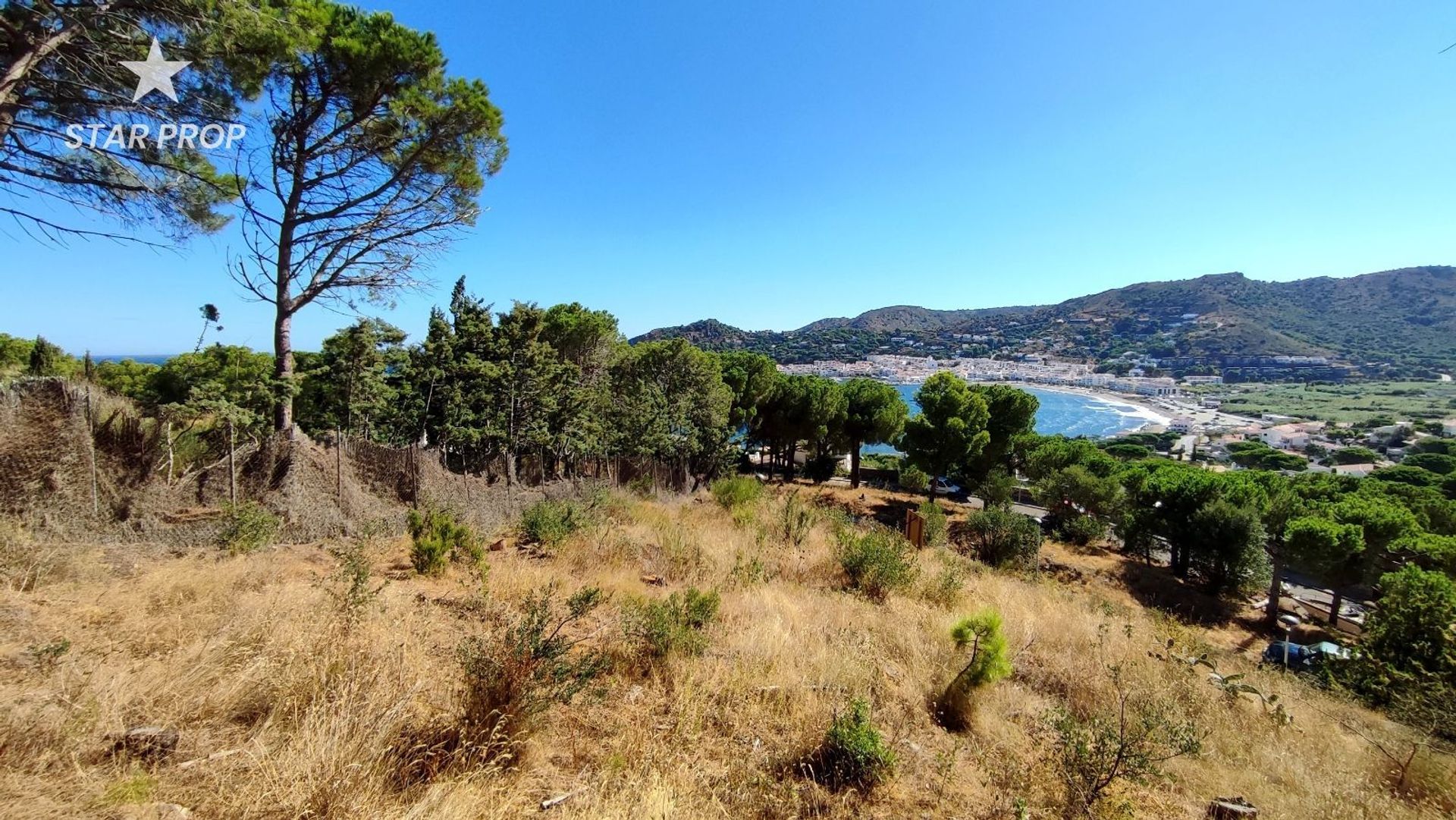 الأرض في El Port de la Selva, Catalunya 10879029