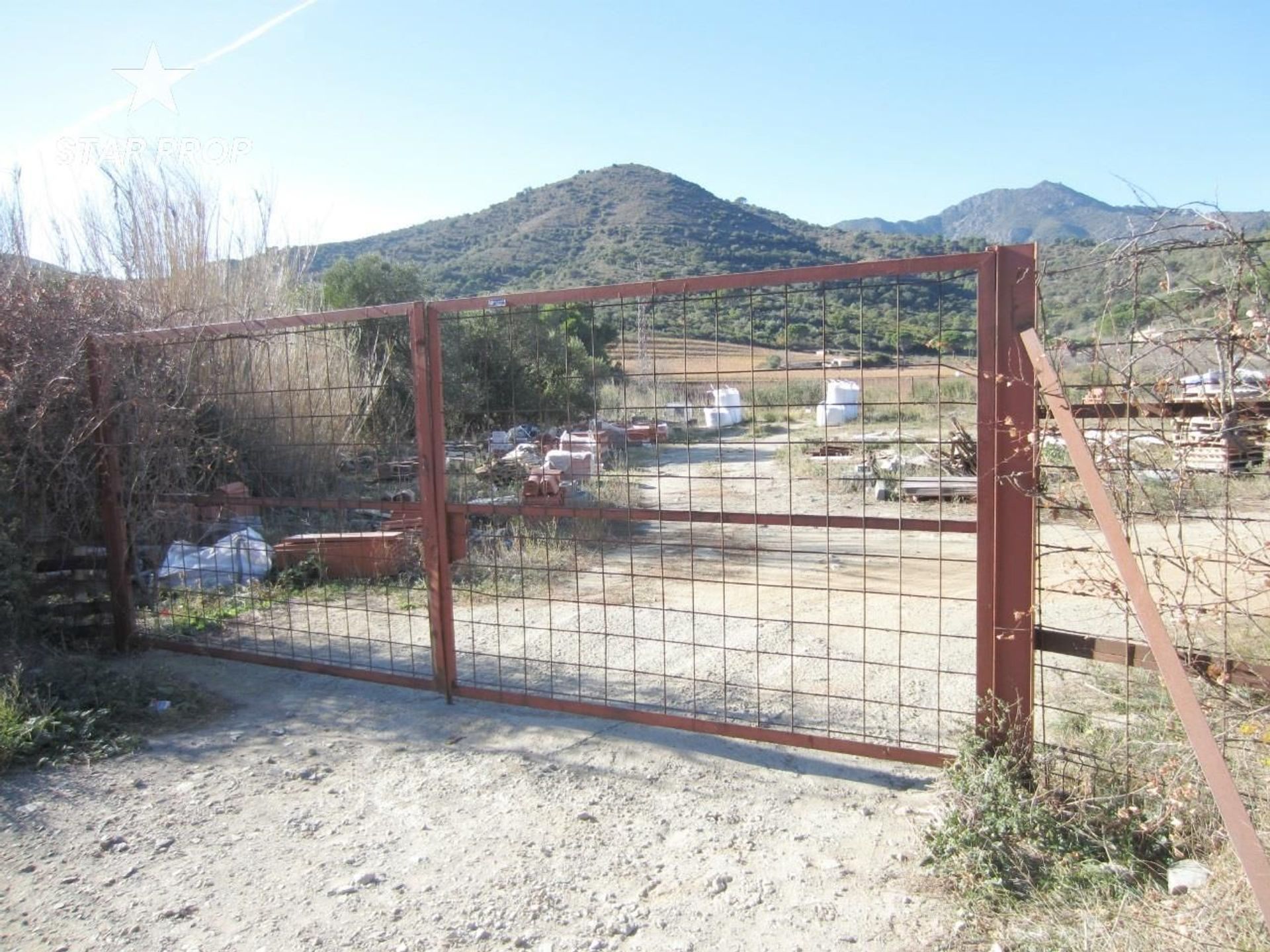 Tanah dalam El Port de la Selva, Catalunya 10879043