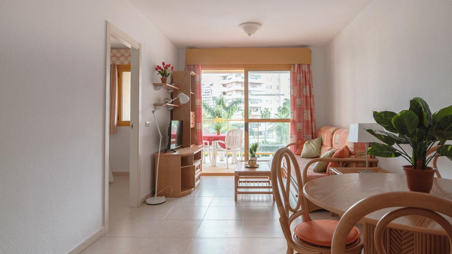 Condominium in Calpe, Comunidad Valenciana 10879184