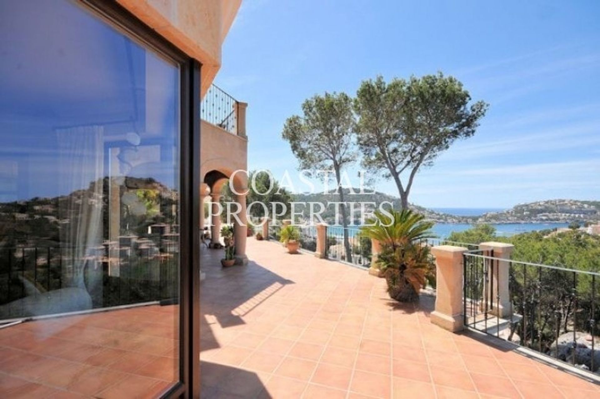 casa en Port d'Andratx, Illes Balears 10879609