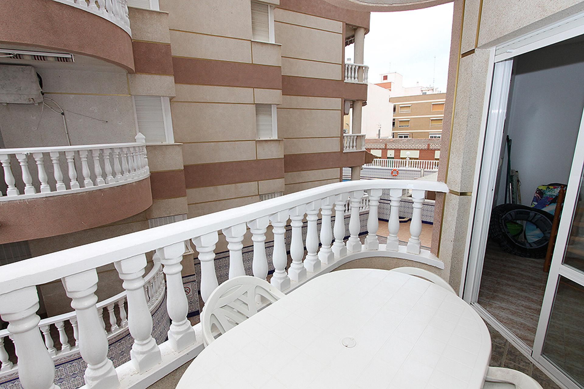 Condominium in Torrevieja, Comunidad Valenciana 10879648