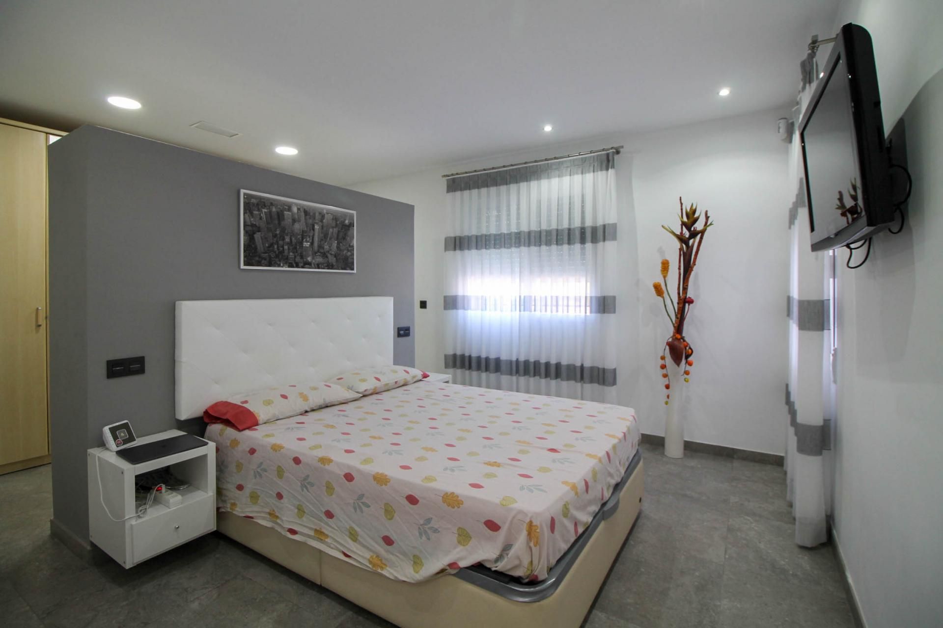 House in Elx, Comunidad Valenciana 10879732